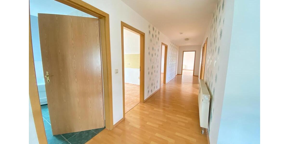 Dachgeschoßwohnung Gerbstedt - 4 Zimmer, 116 m&sup2;, 590&euro; | Angebot:22033397