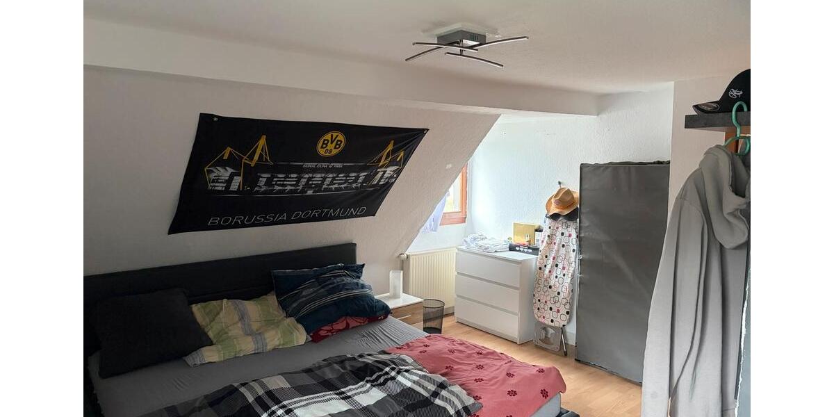 Dachgeschoßwohnung Sundern (Sauerland) - 3 Zimmer, 61 m&sup2;, 420&euro; | Angebot:26612545