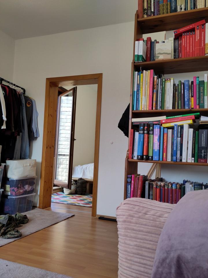 Helle Zwei-Raum Wohnung in Saalfeld