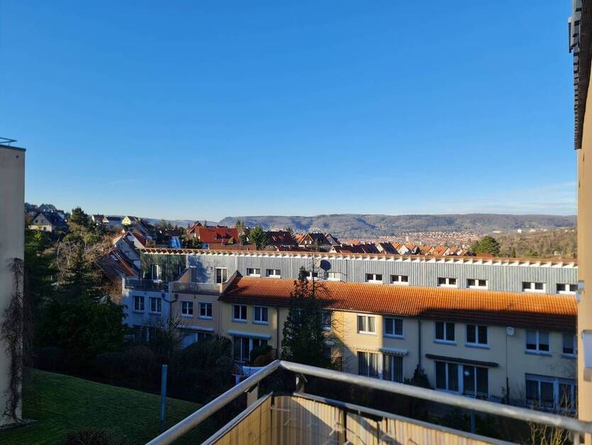 Helle 3-Raum Wohnung mit Balkon # Stellplatz # Ausblick