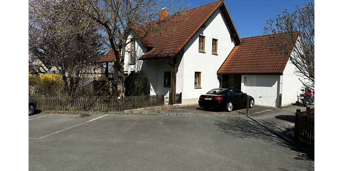 Einfamilienhaus Bayreuth Bernecker Straße / Insel / Riedelsberg - 5 Zimmer, 185 m&sup2;, 1.800&euro; | Angebot:24772155