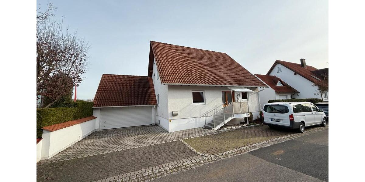 Einfamilienhaus Schwebheim - 6 Zimmer, 165 m&sup2;, 2.390&euro; | Angebot:24820196