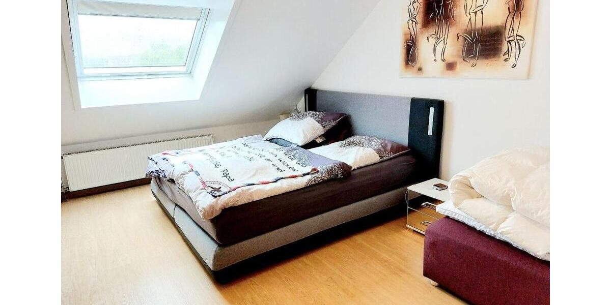 Dachgeschoßwohnung Dudenhofen - 3 Zimmer, 90 m&sup2;, 950&euro; | Angebot:26579068