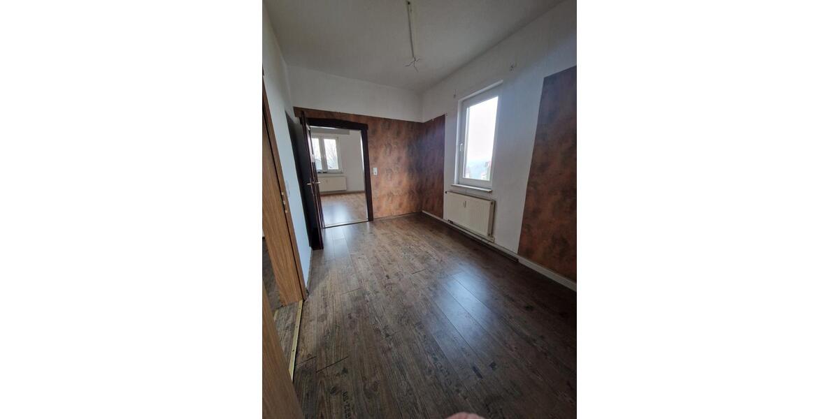 Erdgeschoßwohnung Suhl Schmiedefeld am Rennsteig - 3 Zimmer, 56 m&sup2;, 250&euro; | Angebot:25396117