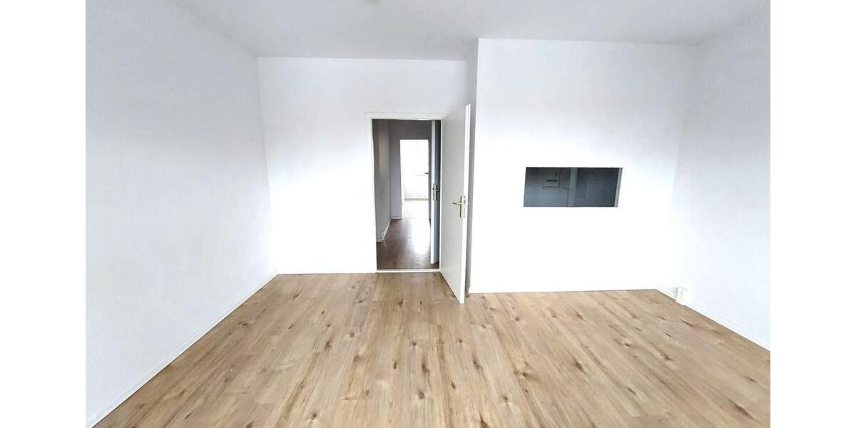 Etagenwohnung Pasewalk - 2 Zimmer, 49 m&sup2;, 294&euro; | Angebot:26283569
