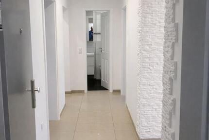 Renovierte 3-Zimmer-Wohnung mit Balkon & Stellplatz Mannheim 3 zimmer