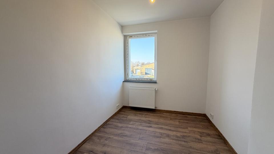 Etagenwohnung Leuna - 4 Zimmer, 80 m&sup2;, 800&euro; | Angebot:26367181