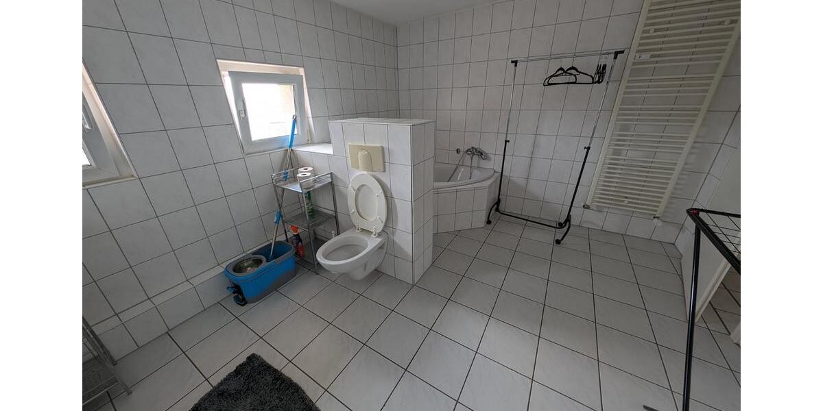 Etagenwohnung Sondershausen - 2 Zimmer, 65 m&sup2;, 450&euro; | Angebot:24982897