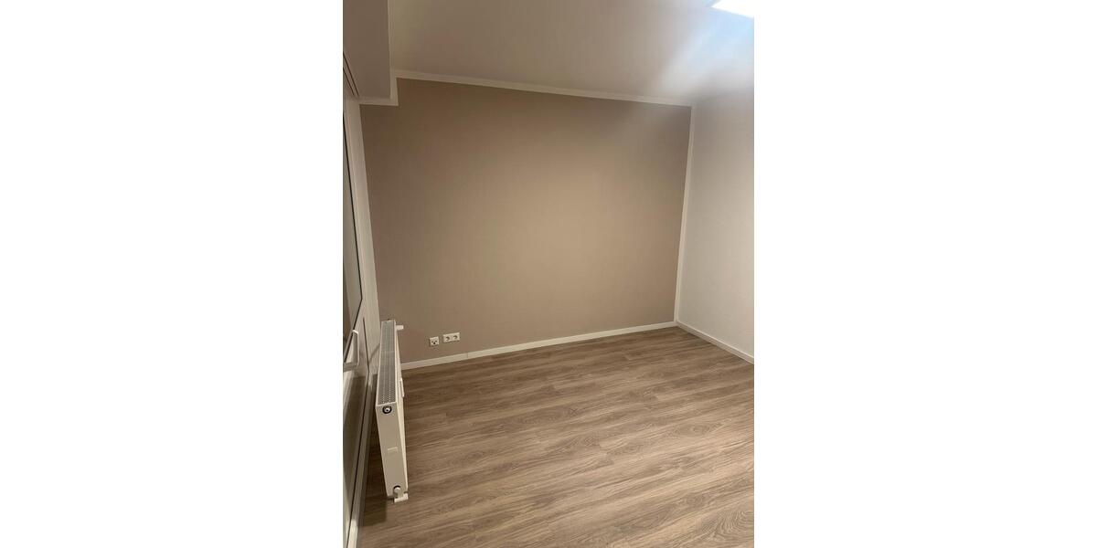 Etagenwohnung Karlsruhe Beiertheim-Bulach - 4 Zimmer, 92 m&sup2;, 1.600&euro; | Angebot:25964376