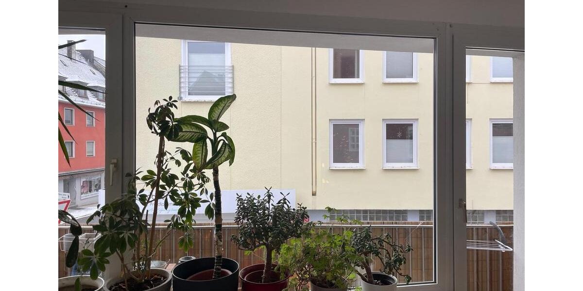Erdgeschoßwohnung Siegen - 3 Zimmer, 119 m&sup2;, 990&euro; | Angebot:25904651