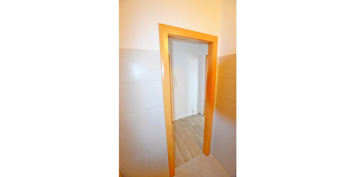 Etagenwohnung Sangerhausen - 2 Zimmer, 42 m&sup2;, 255&euro; | Angebot:26379994