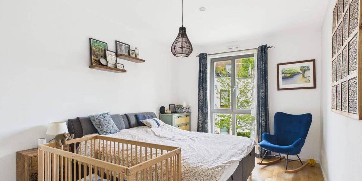 Etagenwohnung Berlin Marienfelde - 3 Zimmer, 93 m&sup2;, 2.200&euro; | Angebot:26712743