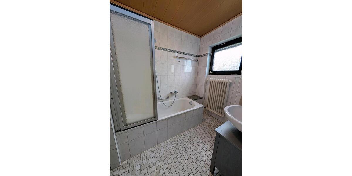 Etagenwohnung Ettenheim - 3 Zimmer, 80 m&sup2;, 1.150&euro; | Angebot:26048782