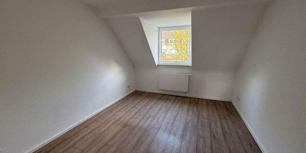 Etagenwohnung Düsseldorf Hassels - 2 Zimmer, 49 m&sup2;, 646&euro; | Angebot:25166485