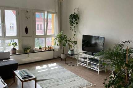 Wohnung Berlin Gesundbrunnen - 2 Zimmer, 65 m&sup2;, 945&euro; | Angebot:27663577