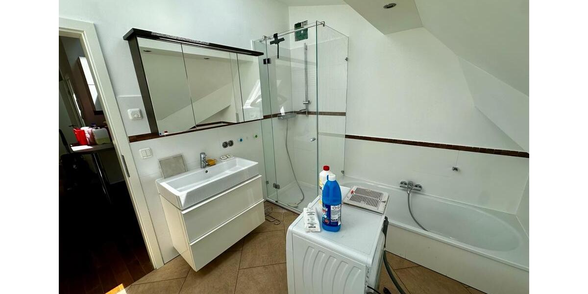 Dachgeschoßwohnung München Allach-Untermenzing - 2 Zimmer, 64 m&sup2;, 1.588&euro; | Angebot:26697949
