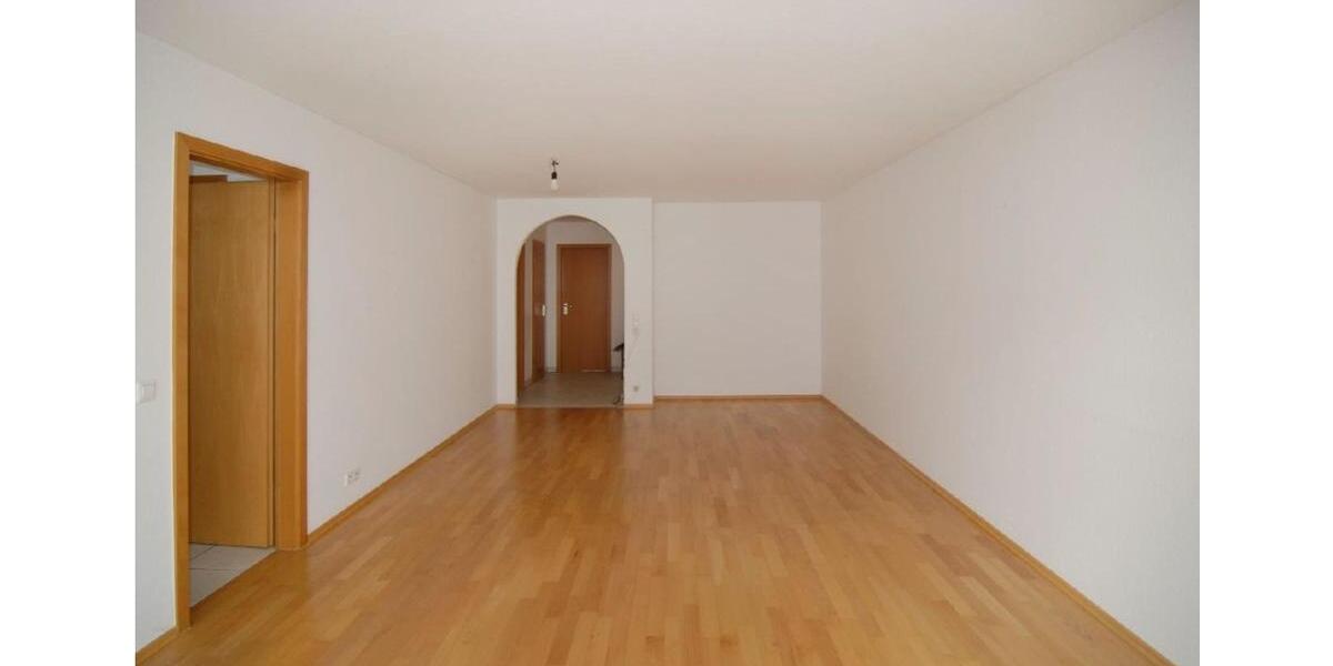 Etagenwohnung Markgröningen - 3.5 Zimmer, 80 m&sup2;, 1.200&euro; | Angebot:26640254