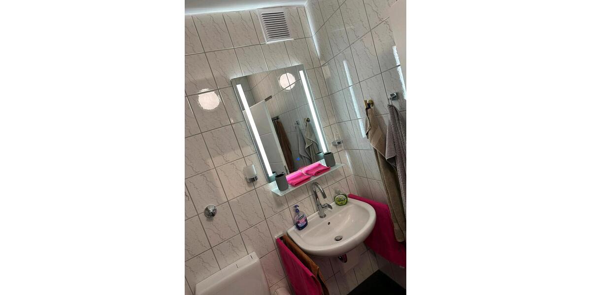 Etagenwohnung Bochum - 3 Zimmer, 65 m&sup2;, 1.850&euro; | Angebot:26546063