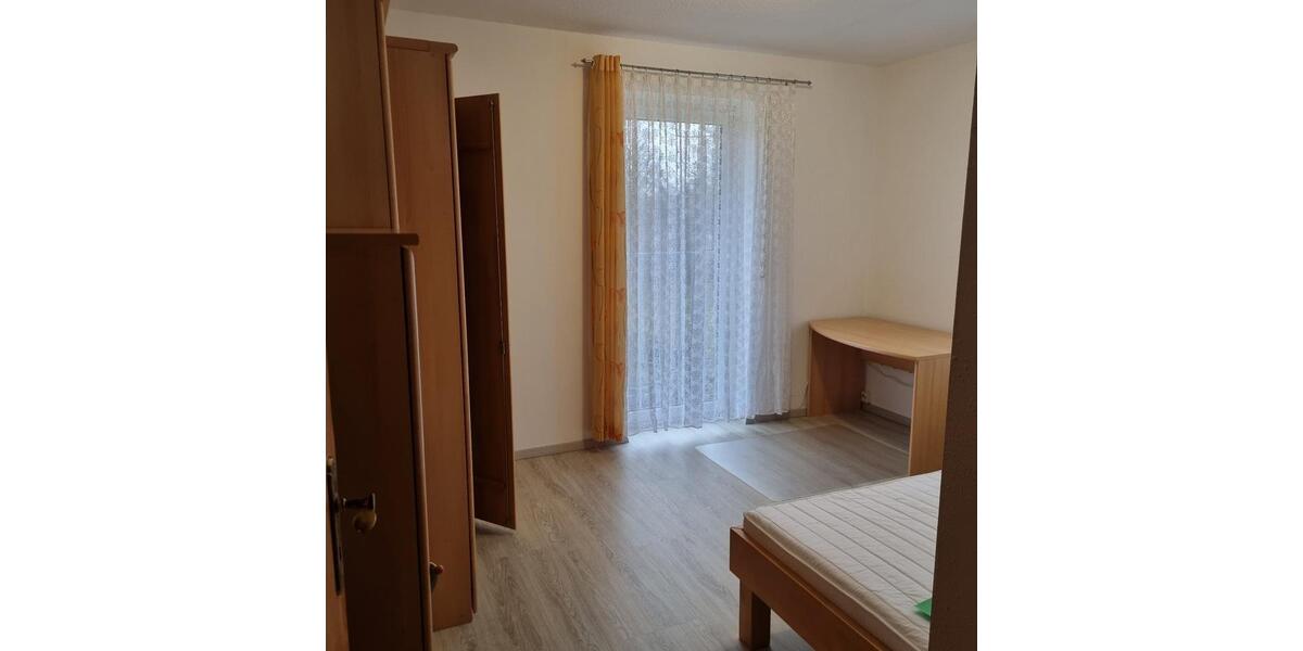 Wohnen auf Zeit Regensburg Brandlberg - 1 Zimmer, 13 m&sup2;, 495&euro; | Angebot:26254267