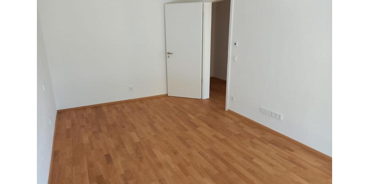 Etagenwohnung Bad Reichenhall - 2 Zimmer, 64 m&sup2;, 980&euro; | Angebot:26663380