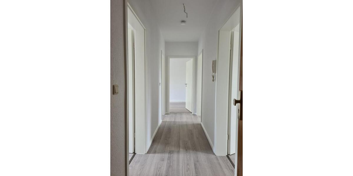 Erdgeschoßwohnung Bad Liebenwerda - 3 Zimmer, 65 m&sup2;, 350&euro; | Angebot:26563434