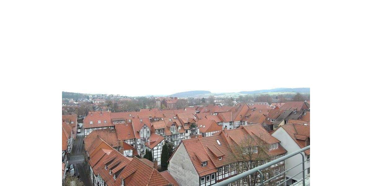 Helle, gepflegte und seniorengerechte Etagenwohnung mit Fahrstuhl und großer Dachterrasse direkt in der Innenstadt 3 zimmer