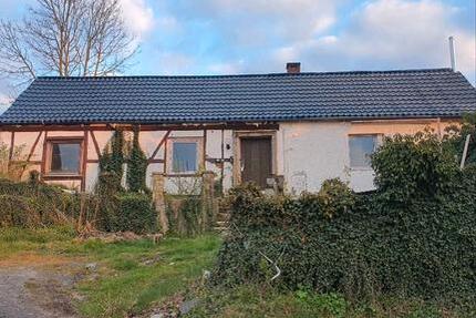 Sanierungsbedürftiges Haus in Diemelsee Adorf zu vermieten 4 zimmer