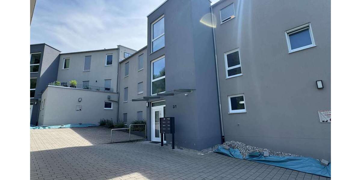 Etagenwohnung Eberbach - 3 Zimmer, 98 m&sup2;, 930&euro; | Angebot:27021880