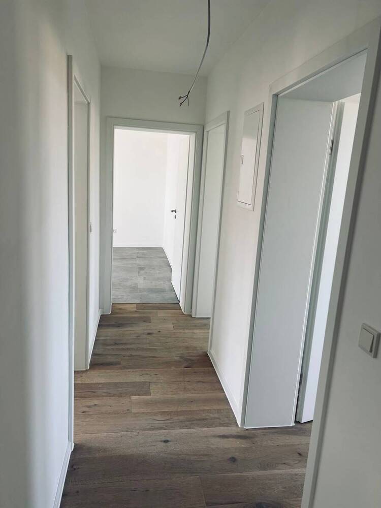 Helle 2 Zimmer, Küche, Bad, Wohnung