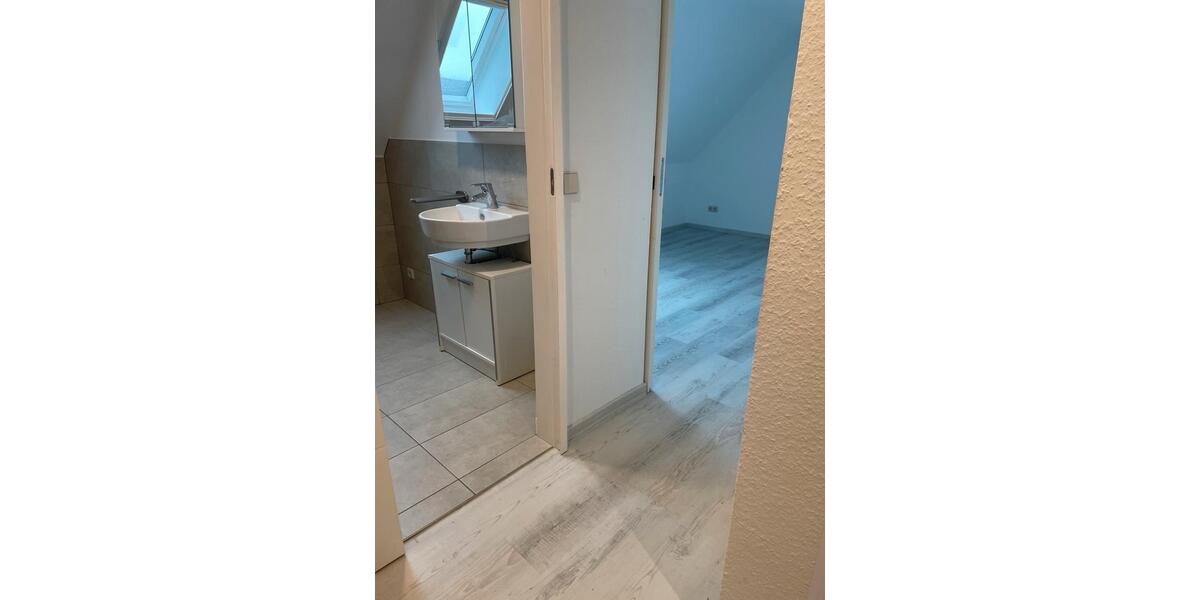 Dachgeschoßwohnung Neuler - 3 Zimmer, 60 m&sup2;, 590&euro; | Angebot:26354850
