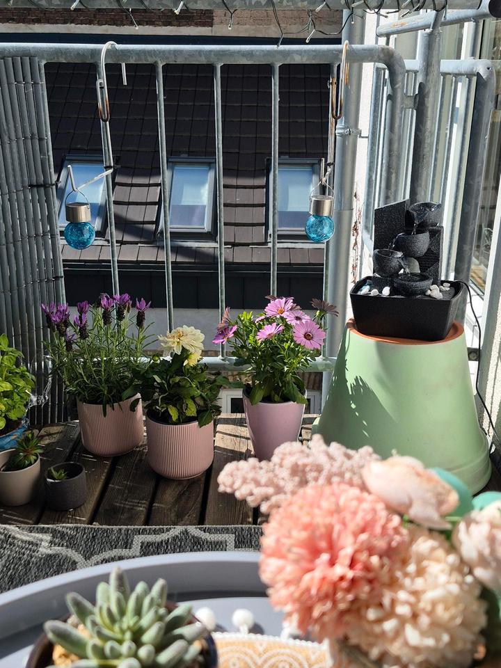 2 Zimmer - Wohnung ca. 68 qm mit EBK, Balkon und Garage