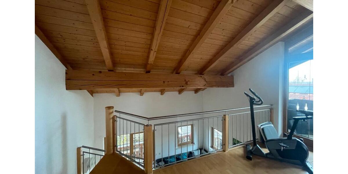 Dachgeschoßwohnung Bad Endorf - 2 Zimmer, 85 m&sup2;, 990&euro; | Angebot:25641072