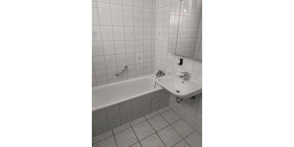 Etagenwohnung Kassel Philippinenhof-Warteberg - 3 Zimmer, 73 m&sup2;, 1.100&euro; | Angebot:25993284