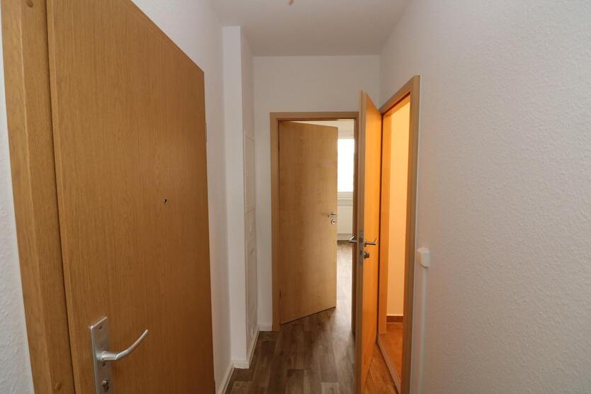 3...2...1...meins...neu sanierte 2-RW mit Wanne u. Balkon!!!