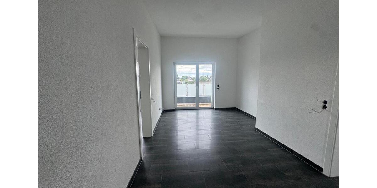 Dachgeschoßwohnung Rheinhausen - 4 Zimmer, 102 m&sup2;, 1.650&euro; | Angebot:24891175