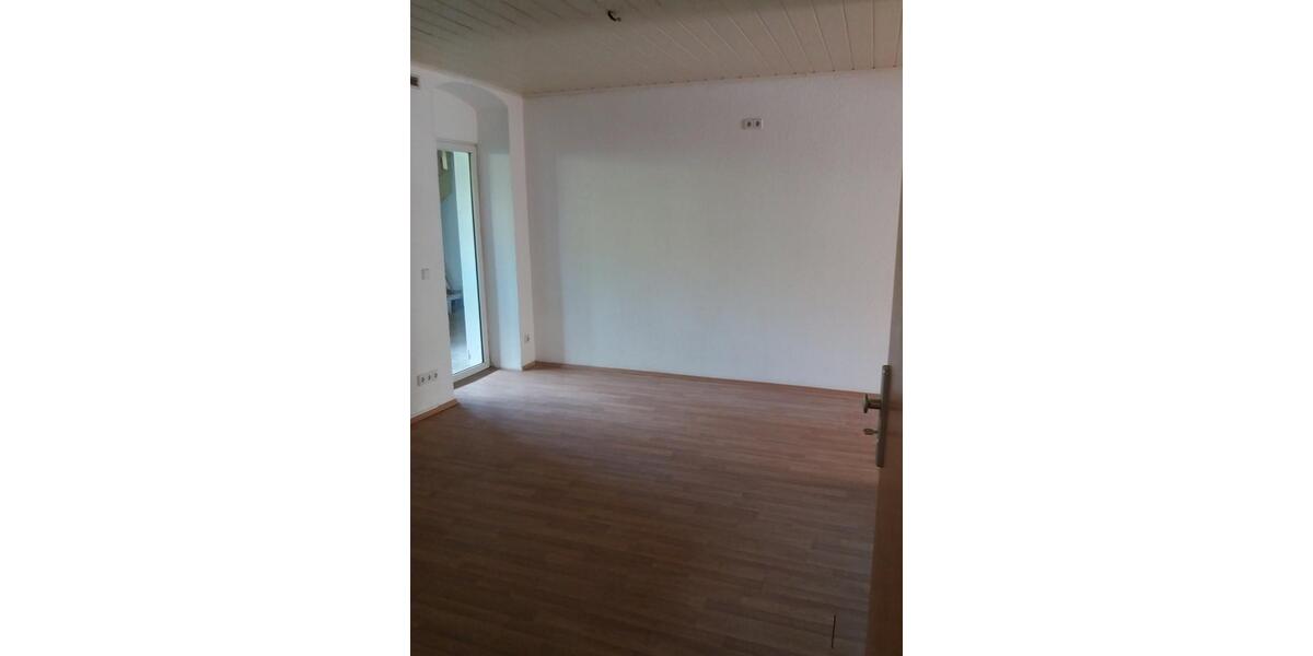 Erdgeschoßwohnung Zittau - 2 Zimmer, 47 m&sup2;, 305&euro; | Angebot:21382300