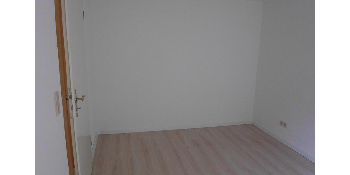 Etagenwohnung Bad Segeberg - 2 Zimmer, 63 m&sup2;, 850&euro; | Angebot:25791690