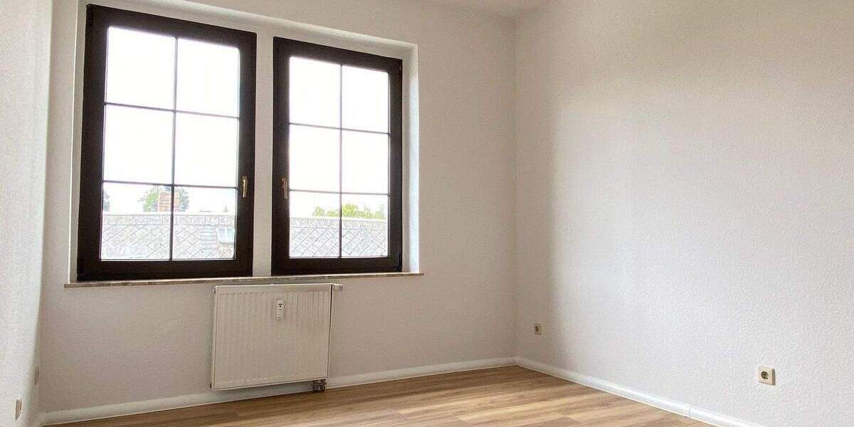 Etagenwohnung Neukirchen Neukirchen - 2 Zimmer, 57 m&sup2;, 345&euro; | Angebot:25970326