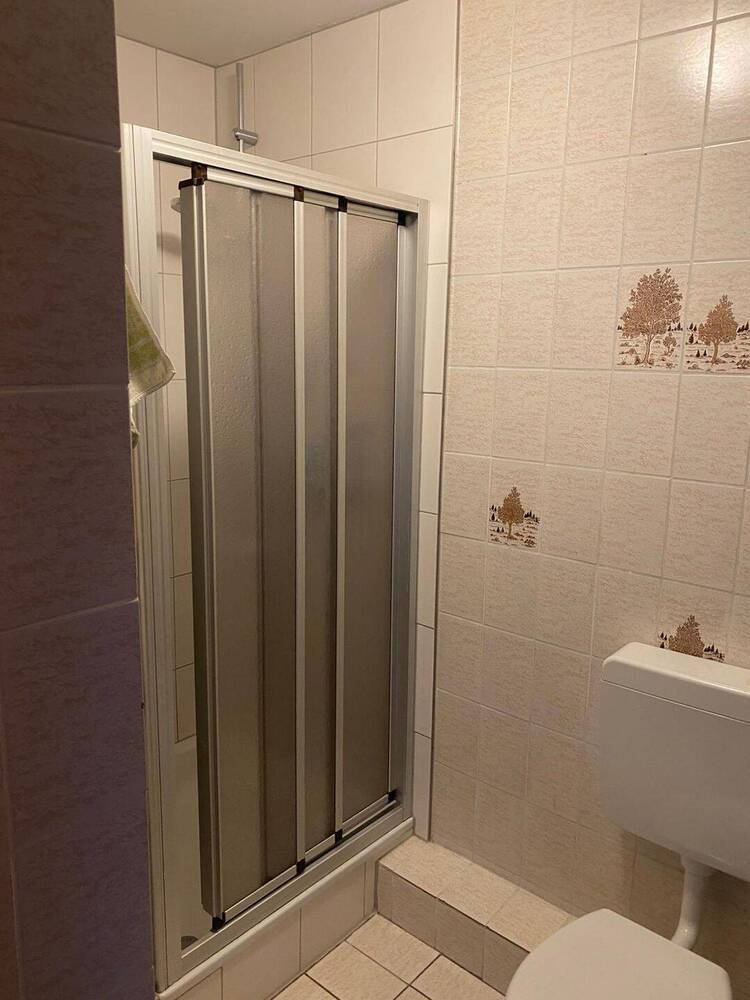 schöne drei Zimmer Wohnung mit Balkon und EBK