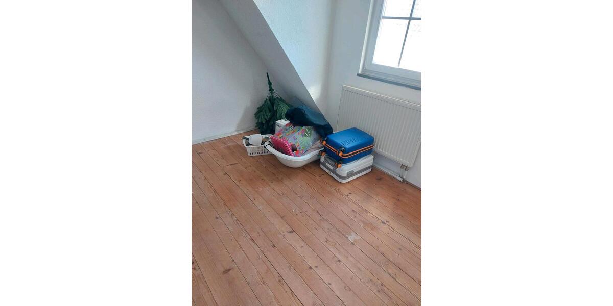 Dachgeschoßwohnung Kupferzell - 2 Zimmer, 40 m&sup2;, 500&euro; | Angebot:26619599