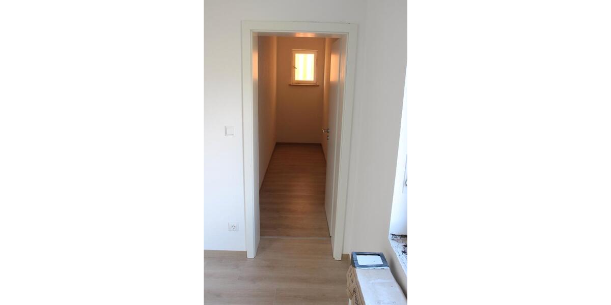 Etagenwohnung Münnerstadt - 2 Zimmer, 78 m&sup2;, 600&euro; | Angebot:26612625