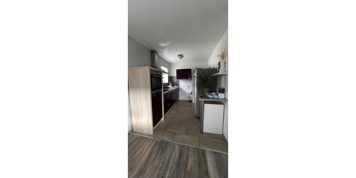 Etagenwohnung Schifferstadt - 4 Zimmer, 92 m&sup2;, 1.200&euro; | Angebot:25870804