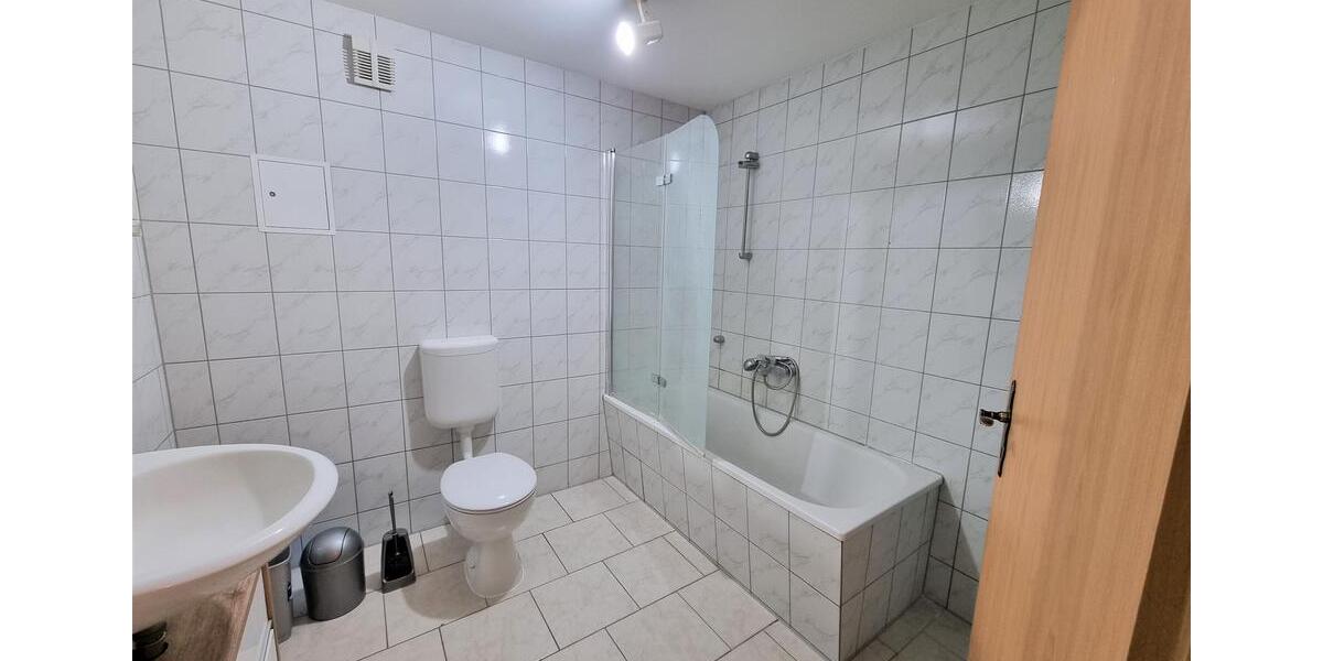 Dachgeschoßwohnung Mühlhausen (Thüringen) - 1 Zimmer, 48 m&sup2;, 385&euro; | Angebot:26264402