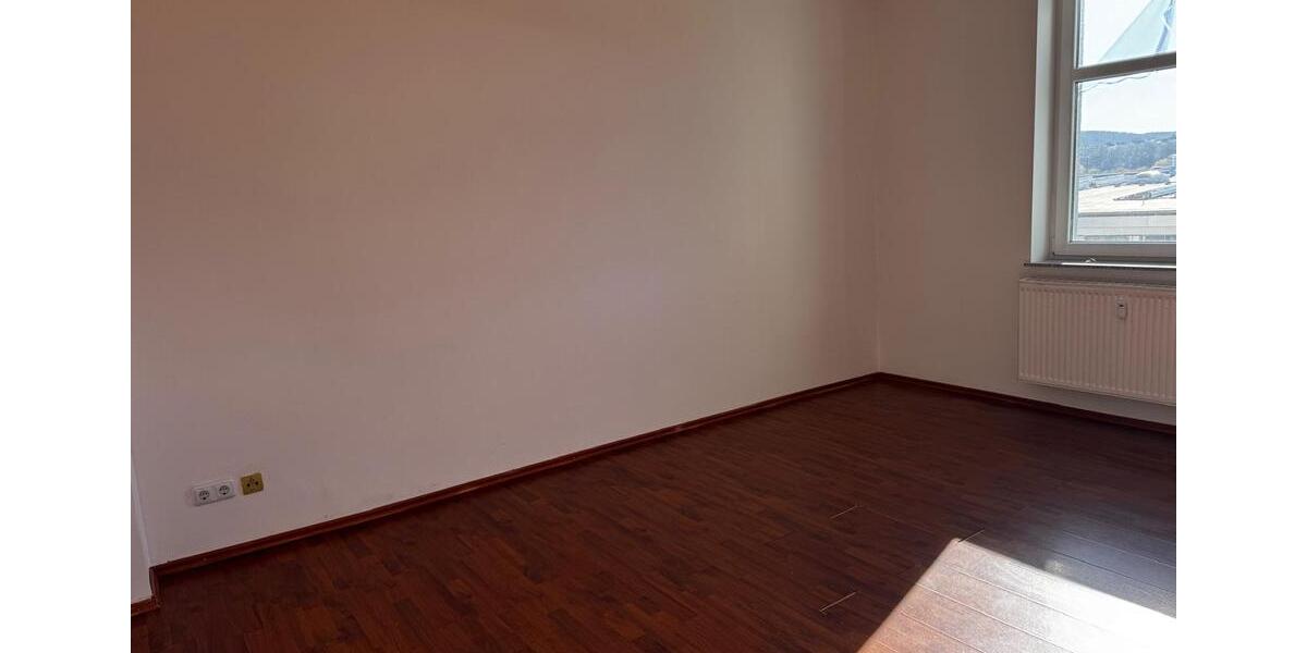 Etagenwohnung Bebra - 3 Zimmer, 88 m&sup2;, 650&euro; | Angebot:26662450