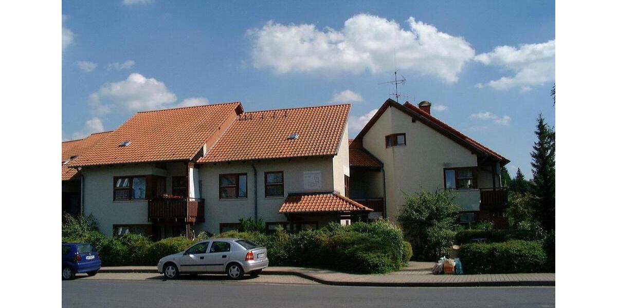 Dachgeschoßwohnung Uslar - 3 Zimmer, 81 m&sup2;, 468&euro; | Angebot:24672733