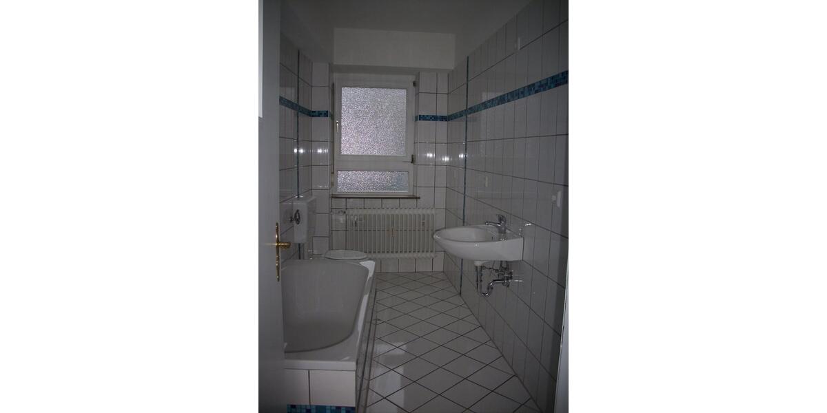 Parterre Wohnung Kassel City 4 Zimmer, Küche & Bad 4 zimmer