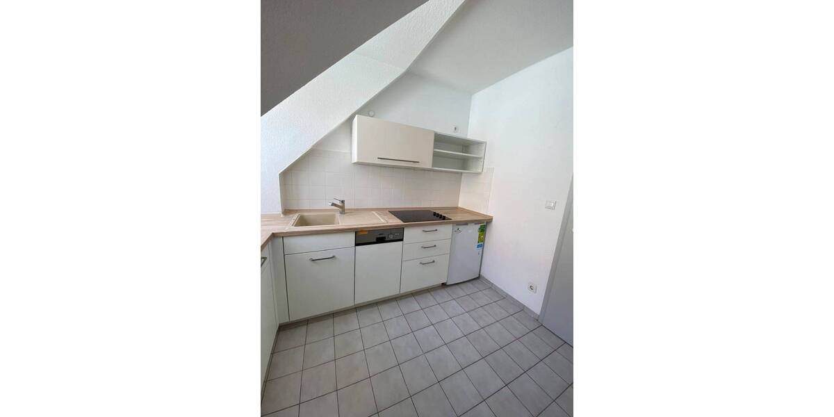 Etagenwohnung Stralsund Altstadt - 2 Zimmer, 73 m&sup2;, 735&euro; | Angebot:26275349
