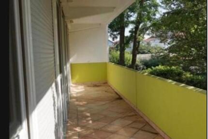 Wohnung Lampertheim - 3 Zimmer, 100 m&sup2;, 990&euro; | Angebot:24781051