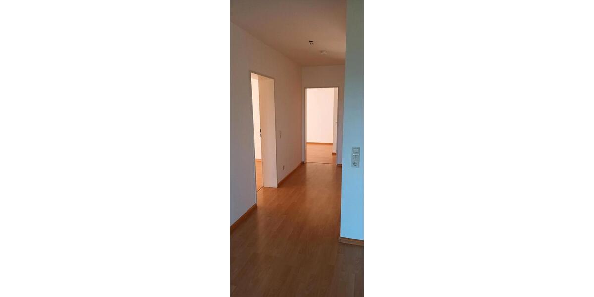 Etagenwohnung Lörrach - 3 Zimmer, 76 m&sup2;, 1.130&euro; | Angebot:26619538