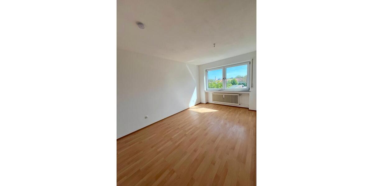 Etagenwohnung Straubing - 3 Zimmer, 79 m&sup2;, 870&euro; | Angebot:26677239